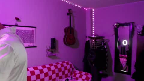 Ian online show from 04/27/26, 03:48