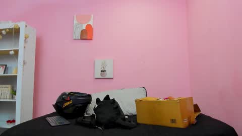 IAN CASTILLO online show from 11/26/25, 11:11