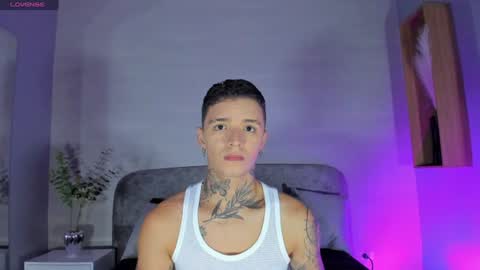 Snapshot of ian_castillo_ chatting on 06/13/26, 11:08 IAN CASTILLO online show from 06/13/26, 11:08
