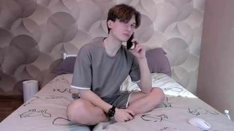 Snapshot of ian_flor chatting on 04/10/26, 11:15 Ian Flor online show from 04/10/26, 11:15