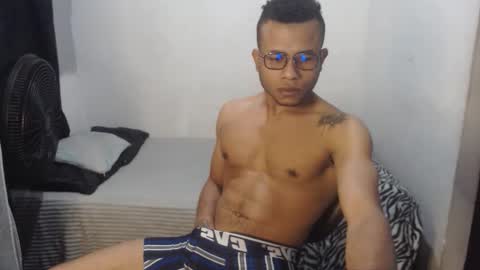 Snapshot of ian_tuner chatting on 01/06/26, 03:43 ian_tuner online show from 01/06/26, 03:43