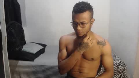 Snapshot of ian_tuner chatting on 01/13/26, 03:23 ian_tuner online show from 01/13/26, 03:23