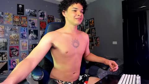 Snapshot of ian_versace chatting on 01/27/25, 03:26 Andres online show from 01/27/25, 03:26