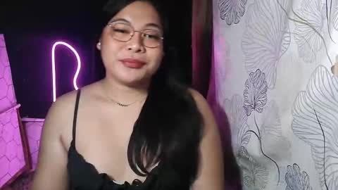 Snapshot of iana_whorexxx chatting on 12/15/25, 07:01 iana online show from 12/15/25, 07:01