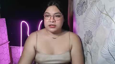 Snapshot of iana_whorexxx chatting on 12/23/25, 03:48 iana online show from 12/23/25, 03:48