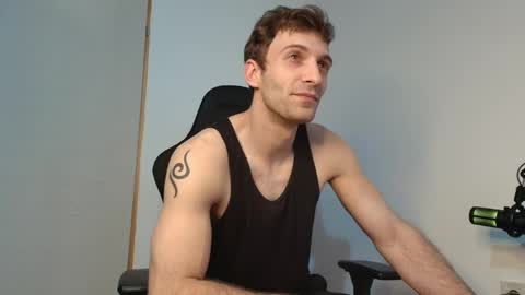 Snapshot of ianandersson27 chatting on 03/31/26, 09:37 Ian Andersson online show from 03/31/26, 09:37