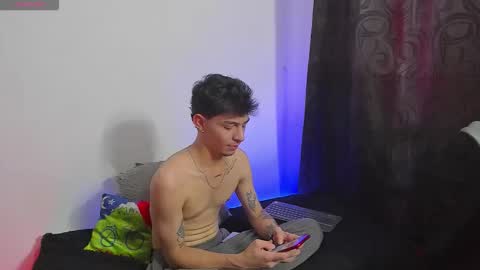 Ian Lark online show from 04/30/26, 06:25