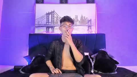 Snapshot of ianwayne_ chatting on 12/09/24, 10:30 Andrew online show from 12/09/24, 10:30