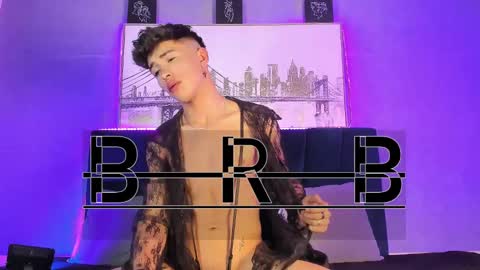 Snapshot of ianwayne_ chatting on 12/17/24, 02:00 Andrew online show from 12/17/24, 02:00