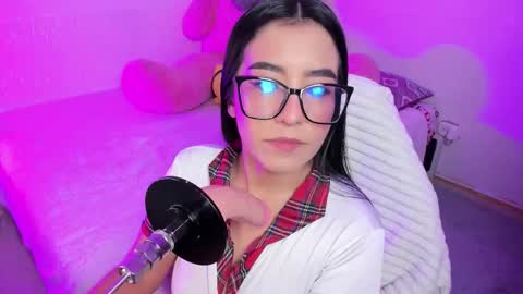 Snapshot of ibbiebennett_1 chatting on 02/17/26, 03:47 Ibbie Bennett online show from 02/17/26, 03:47