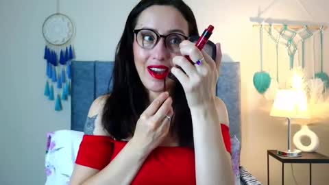 Iberian Moon online show from 10/09/25, 05:44