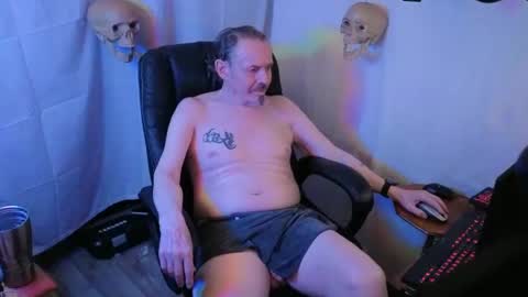 Rich online show from 10/30/25, 08:16