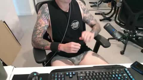 Snapshot of ic987 chatting on 02/12/26, 04:51 ic987 online show from 02/12/26, 04:51