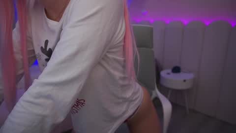 ice_kitty online show from 12/12/24, 05:31