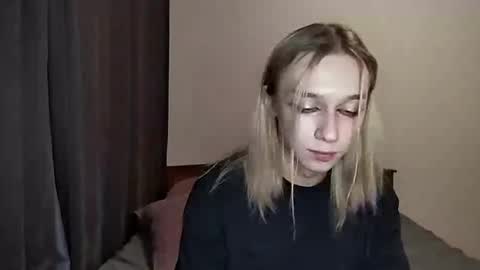 Jade online show from 11/25/25, 01:55