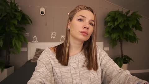 Danielle online show from 01/02/25, 02:46