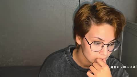 Ksenia online show from 09/28/25, 02:11