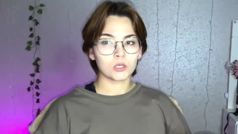 Ksenia online show from 12/04/25, 06:27