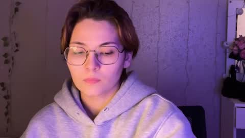 Ksenia online show from 12/14/25, 06:34