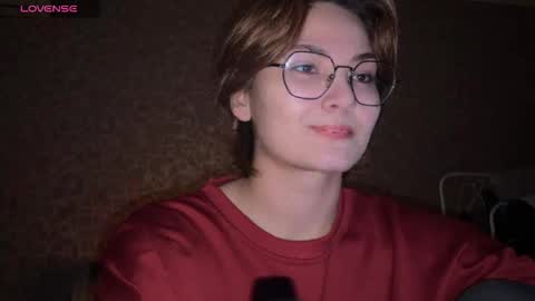 Snapshot of iceeheart chatting on 12/22/25, 08:50 Ksenia online show from 12/22/25, 08:50