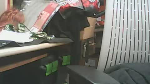 iceman00074 online show from 12/17/25, 08:42