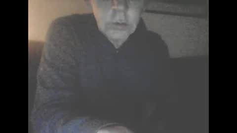 Snapshot of icemandude chatting on 10/18/25, 09:15 icemandude online show from 10/18/25, 09:15