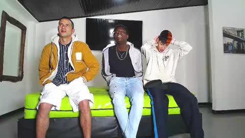 THOMAS AND DAMIAND online show from 11/08/25, 12:16