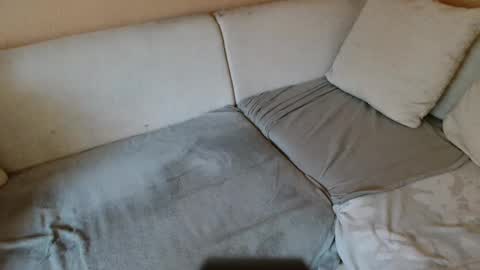 Snapshot of ich_hh chatting on 01/21/25, 09:03 SnowTiger online show from 01/21/25, 09:03