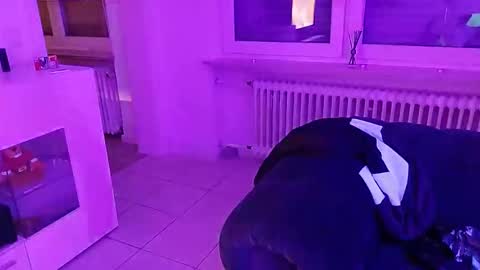 icheinfachich13 online show from 10/13/25, 11:38