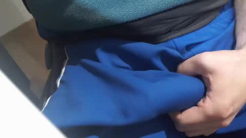 Snapshot of icky_thumps chatting on 01/19/25, 01:21 icky_thumps online show from 01/19/25, 01:21