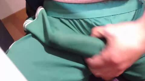 Snapshot of icky_thumps chatting on 11/22/25, 06:01 icky_thumps online show from 11/22/25, 06:01