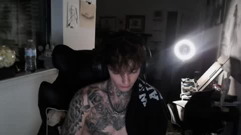 Snapshot of icymikey chatting on 07/10/26, 04:50 IcyMikey online show from 07/10/26, 04:50
