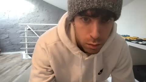 icyninesix online show from 12/17/24, 12:22