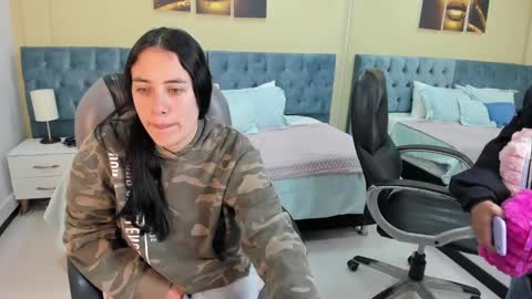 Icy online show from 02/01/25, 11:32