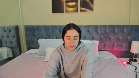 Icy online show from 02/04/25, 11:27