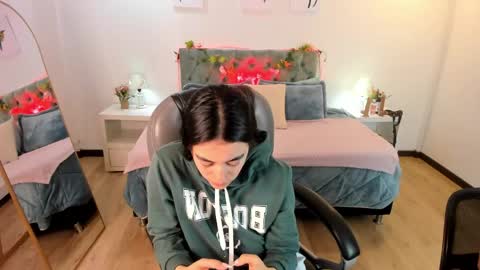 Icy online show from 05/16/26, 11:31