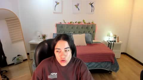 Icy online show from 06/14/26, 11:56