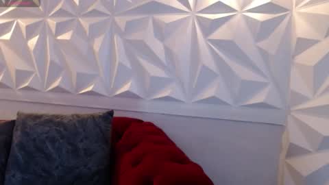 Snapshot of idk_24 chatting on 03/05/26, 02:13 Tifanny online show from 03/05/26, 02:13