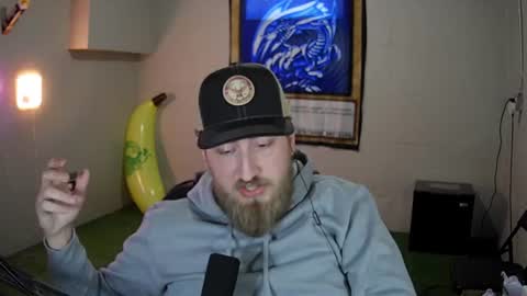 Snapshot of idkham chatting on 06/19/26, 11:52 idkham online show from 06/19/26, 11:52