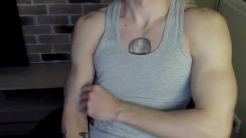 yo online show from 11/26/25, 07:48