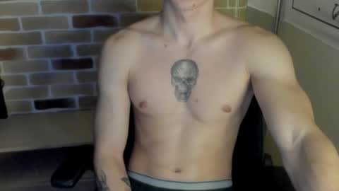 Snapshot of idkiww chatting on 01/08/26, 04:20 yo online show from 01/08/26, 04:20