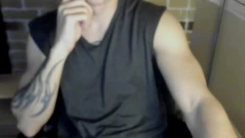 Snapshot of idkiww chatting on 01/17/26, 08:56 yo online show from 01/17/26, 08:56