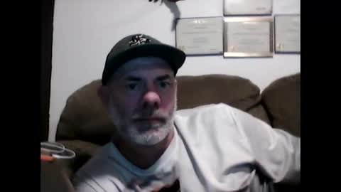 Snapshot of idkwhyidothis348732 chatting on 12/28/24, 01:28 idkwhyidothis348732 online show from 12/28/24, 01:28