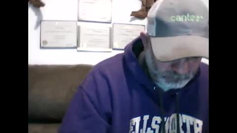 Snapshot of idkwhyidothis348732 chatting on 01/08/25, 11:54 idkwhyidothis348732 online show from 01/08/25, 11:54