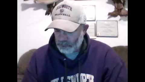 Snapshot of idkwhyidothis348732 chatting on 01/15/25, 11:53 idkwhyidothis348732 online show from 01/15/25, 11:53