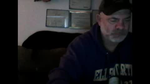 Snapshot of idkwhyidothis348732 chatting on 02/16/25, 03:05 idkwhyidothis348732 online show from 02/16/25, 03:05