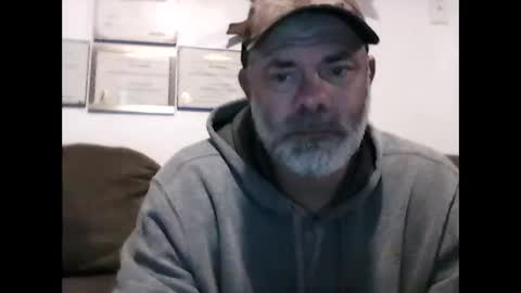 Snapshot of idkwhyidothis348732 chatting on 03/02/25, 02:32 idkwhyidothis348732 online show from 03/02/25, 02:32