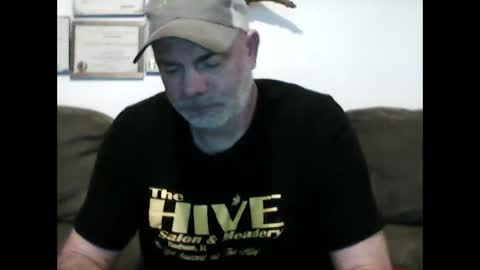 Snapshot of idkwhyidothis348732 chatting on 03/10/25, 11:21 idkwhyidothis348732 online show from 03/10/25, 11:21