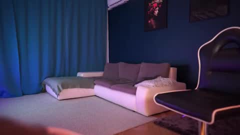 Little Flower online show from 11/15/25, 04:58