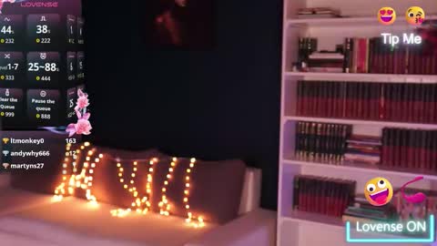 Little Flower online show from 12/13/25, 07:53